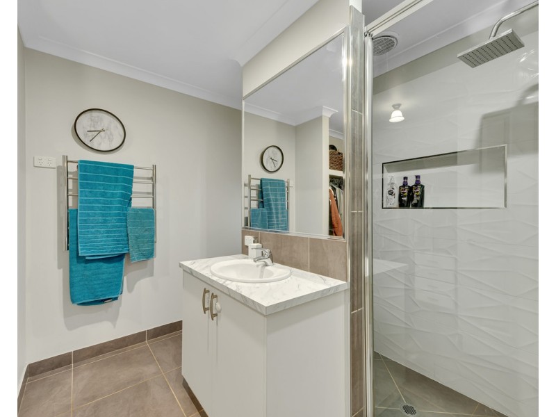 7 Thornbill Street, Thurgoona NSW 2640