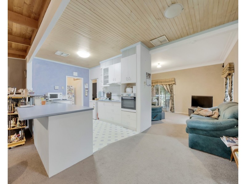 55 Kennedy Street, Howlong NSW 2643