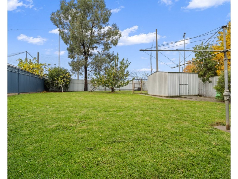 50 Elm Street, Wodonga VIC 3690