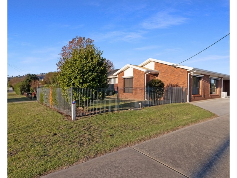 1/14 Huon Kiewa Road, Tangambalanga VIC 3691