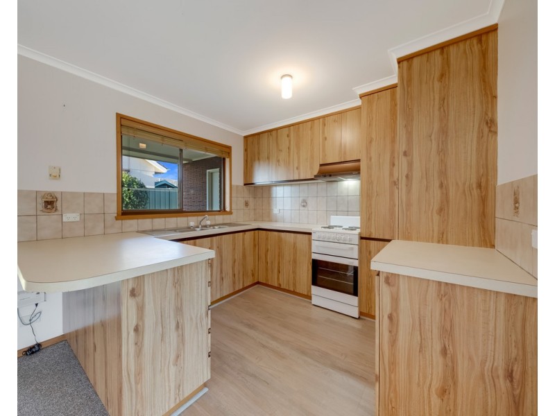 1/14 Huon Kiewa Road, Tangambalanga VIC 3691