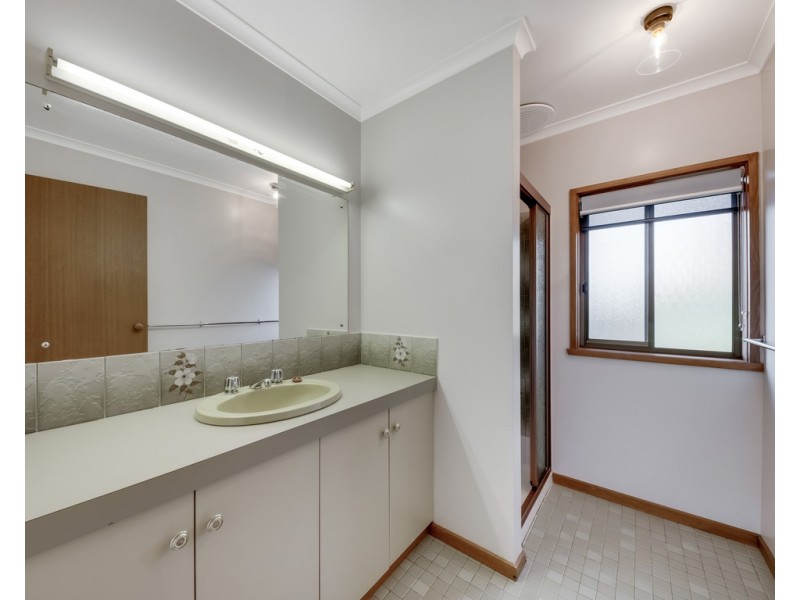 1/14 Huon Kiewa Road, Tangambalanga VIC 3691