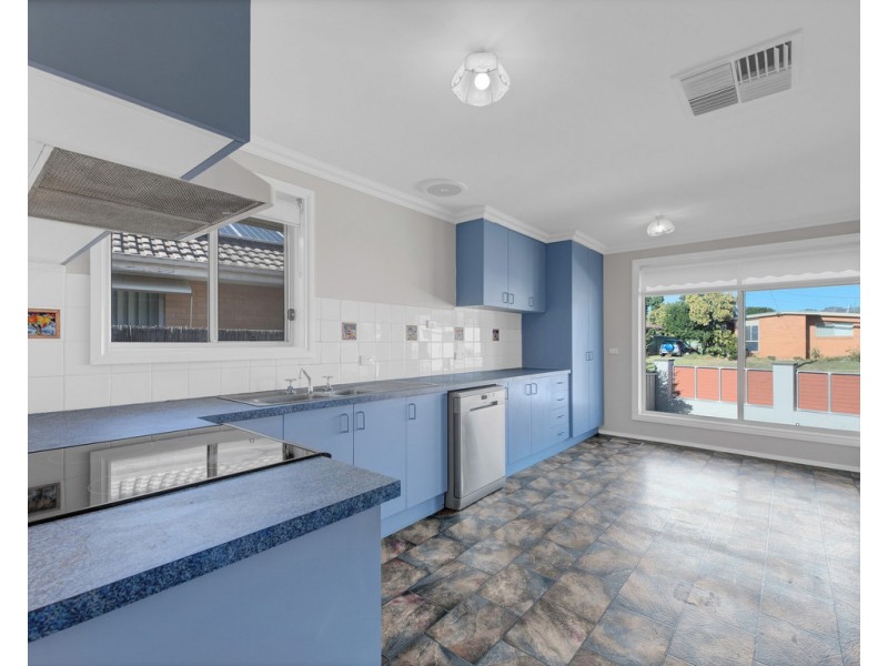 32 Wornes Drive, Wodonga VIC 3690