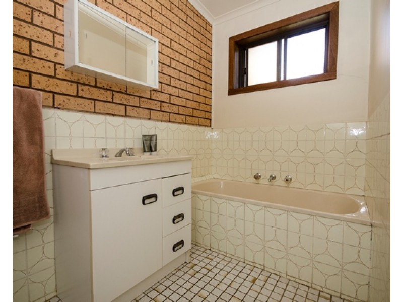 1-3/9 McFarland Road, Wodonga VIC 3690