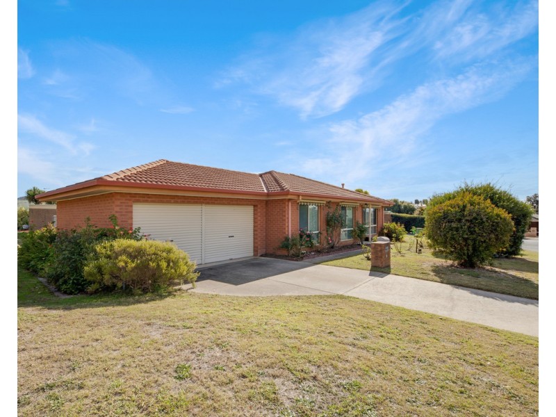 4 Kingsbury Court, Wodonga VIC 3690