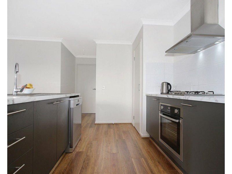 136 Stanton Drive, Thurgoona NSW 2640