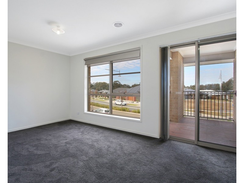 136 Stanton Drive, Thurgoona NSW 2640