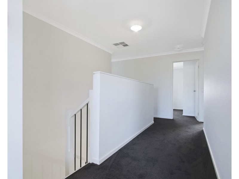 136 Stanton Drive, Thurgoona NSW 2640