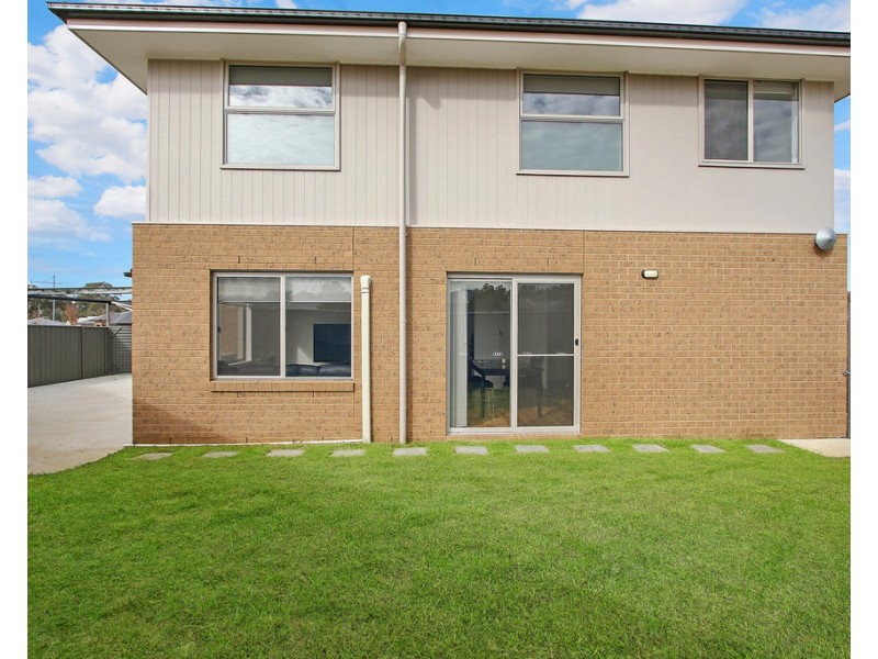 136 Stanton Drive, Thurgoona NSW 2640