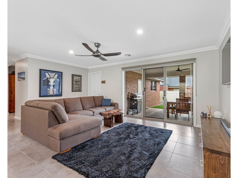 17 Baldock Street, Baranduda VIC 3691