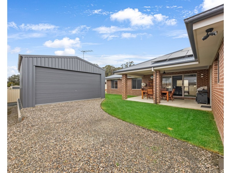 17 Baldock Street, Baranduda VIC 3691