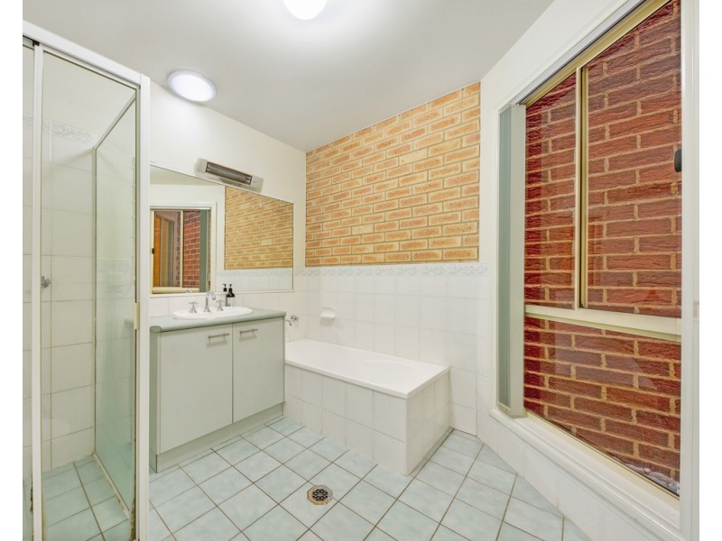 4/542 Kotthoff Street, Lavington NSW 2641