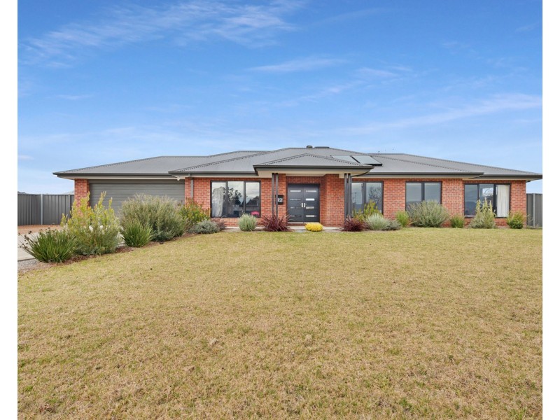 42 Huon Kiewa Road, Tangambalanga VIC 3691