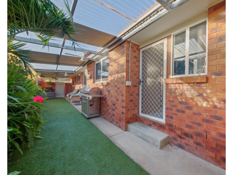 1/6 Amalfi Drive, Lavington NSW 2641