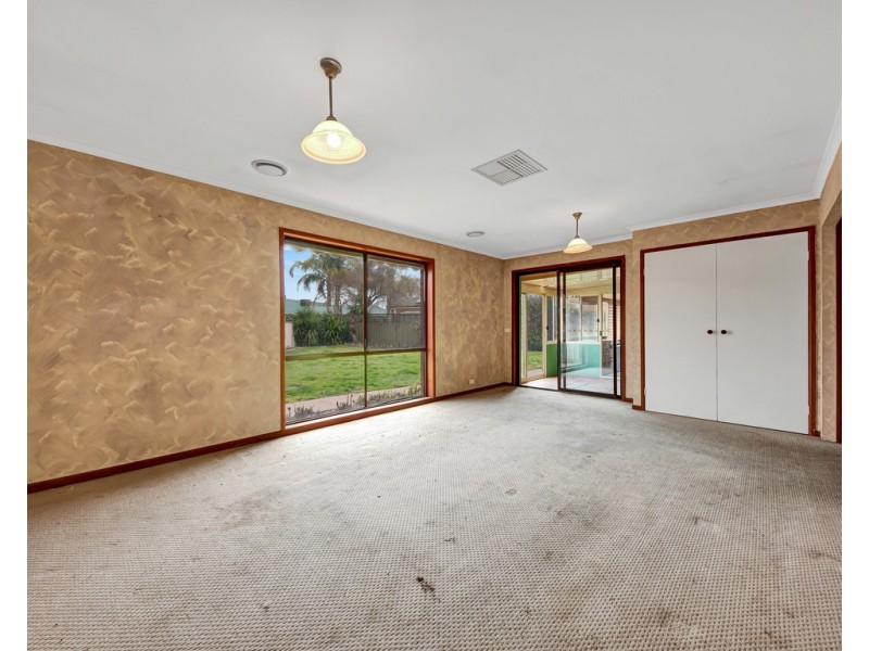 75 Mayfair Drive, Wodonga VIC 3690