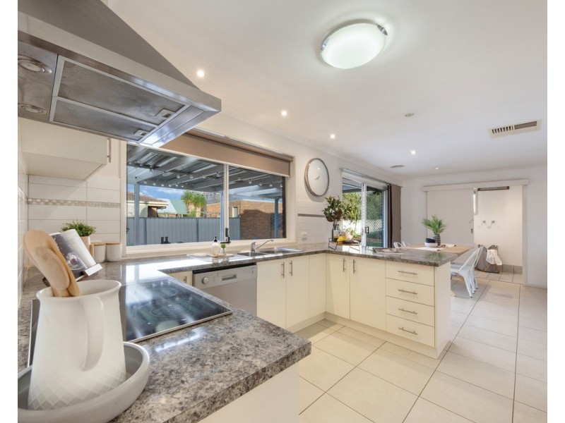 57 Mayfair Drive, Wodonga VIC 3690