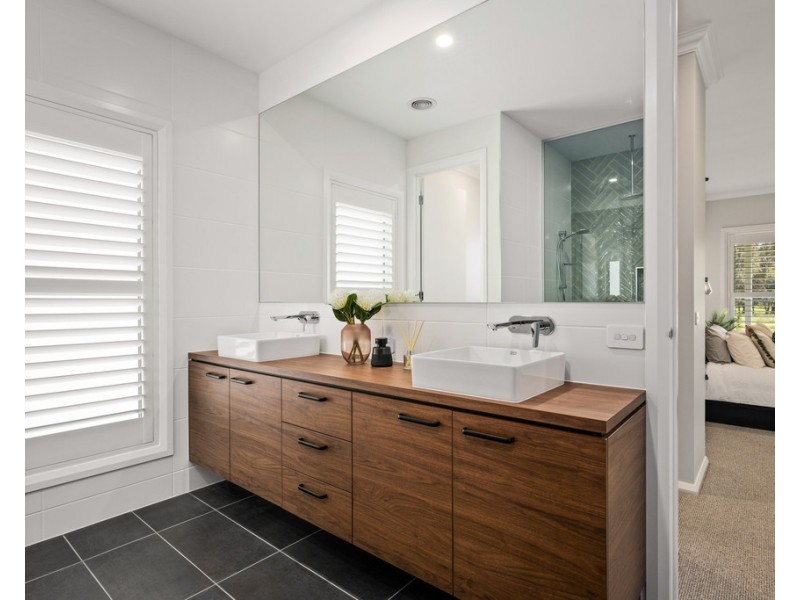 29 Freeman Crescent, Baranduda VIC 3691