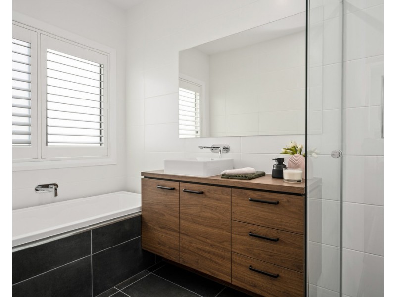 29 Freeman Crescent, Baranduda VIC 3691