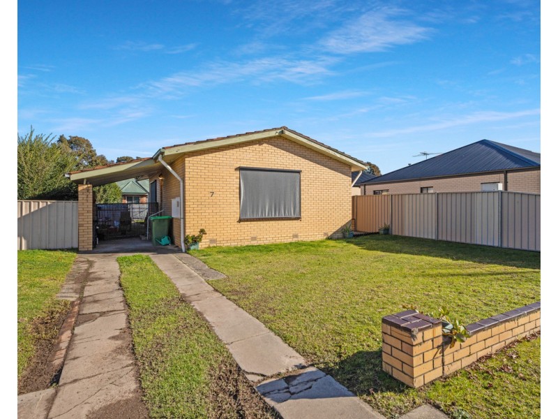 7 and 7a Railway Street, Wodonga VIC 3690