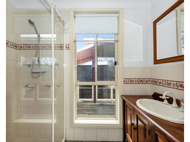 6 Park Street, Killara VIC 3691