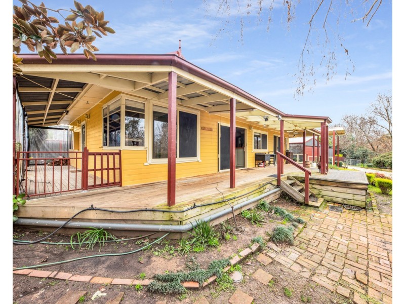 6 Park Street, Killara VIC 3691