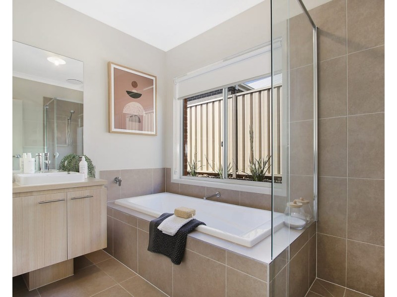 10 Keysor Way, Wodonga VIC 3690