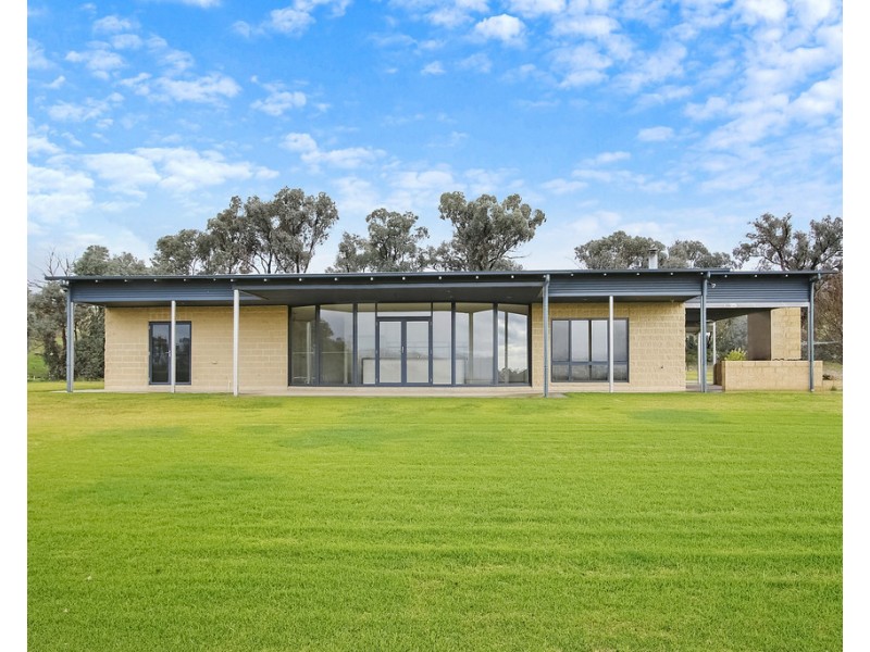 190 Cheesleys Road, Indigo Valley VIC 3688