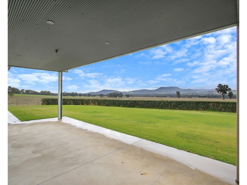 190 Cheesleys Road, Indigo Valley VIC 3688
