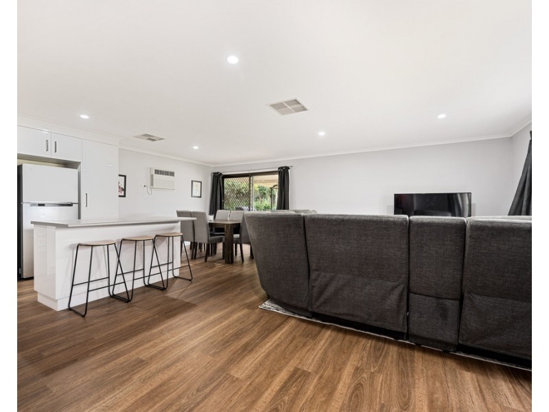 12 Mountain View Drive, Lavington NSW 2641
