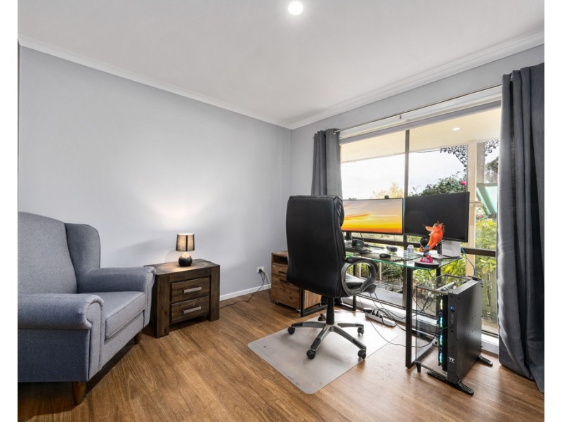 12 Mountain View Drive, Lavington NSW 2641