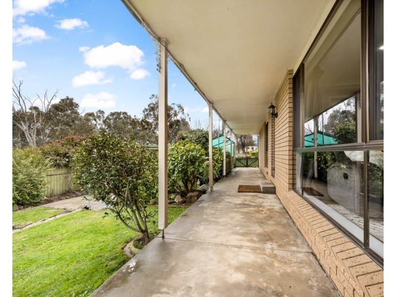 12 Mountain View Drive, Lavington NSW 2641