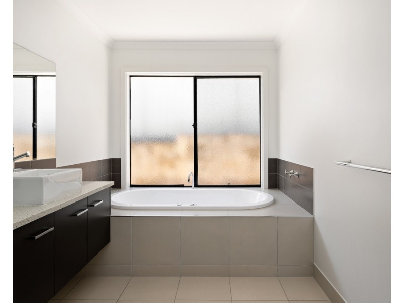 26 Blue Bonnet Way, Wodonga VIC 3690