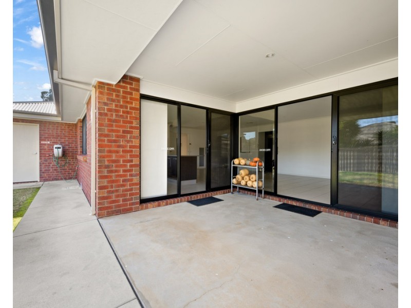 26 Blue Bonnet Way, Wodonga VIC 3690