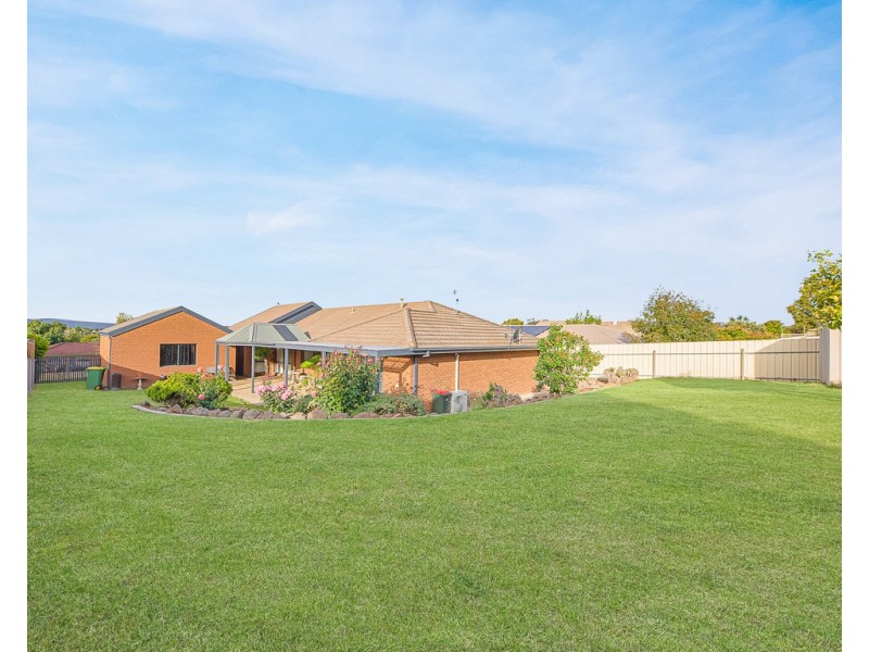 21 Lawson Street, Wodonga VIC 3690