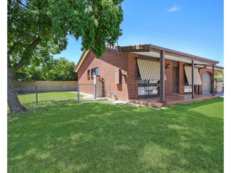 2/7 Garnet Circuit, Wodonga VIC 3690