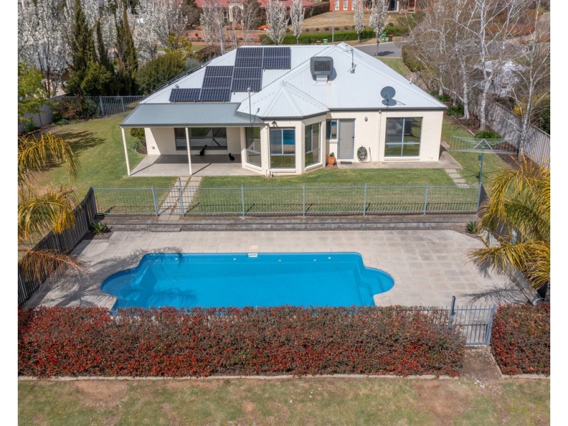 14 Romsey Court, Wodonga VIC 3690