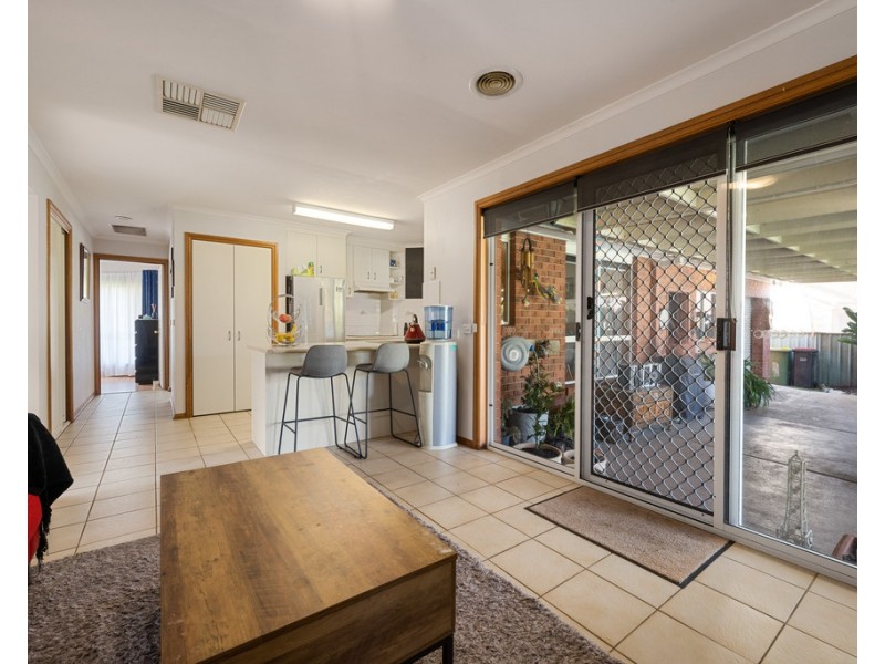 88 Crawshaw Crescent, Glenroy NSW 2640
