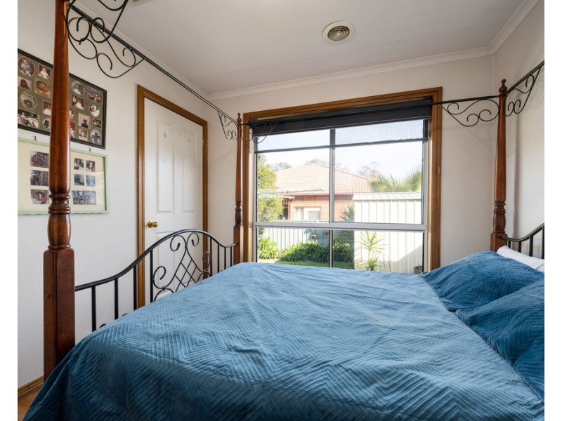 88 Crawshaw Crescent, Glenroy NSW 2640