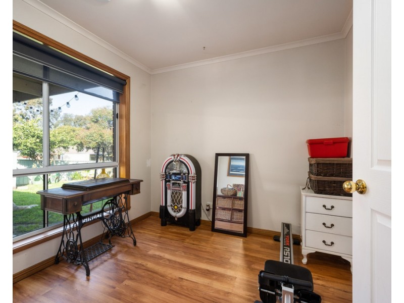 88 Crawshaw Crescent, Glenroy NSW 2640