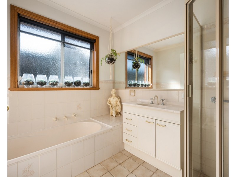 88 Crawshaw Crescent, Glenroy NSW 2640