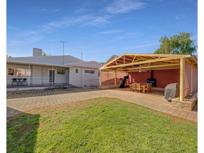 33 Leonard Street, Wodonga VIC 3690