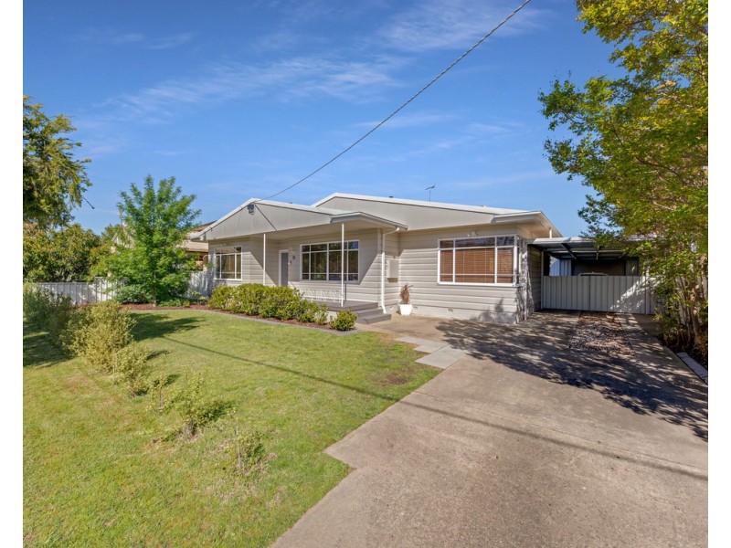 33 Leonard Street, Wodonga VIC 3690