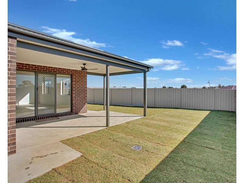 20 Isdell Place, Wodonga VIC 3690