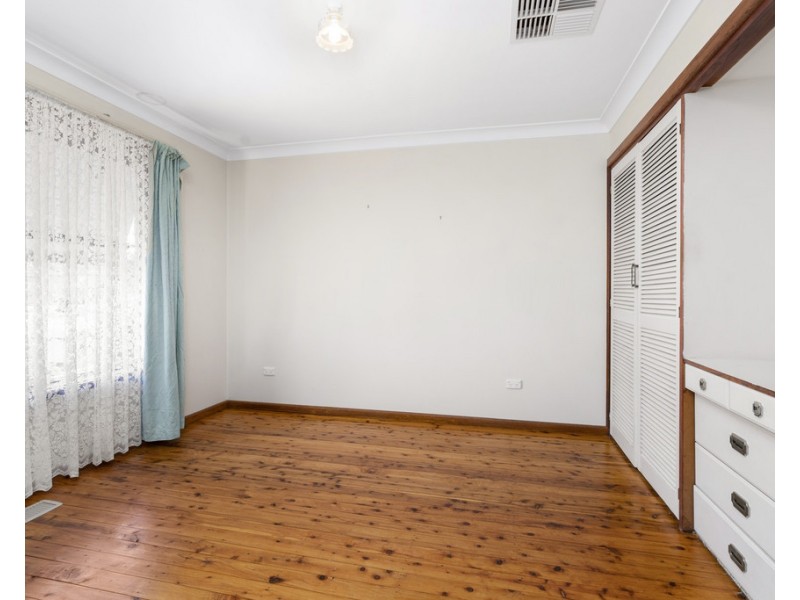 618 Storey Street, Lavington NSW 2641