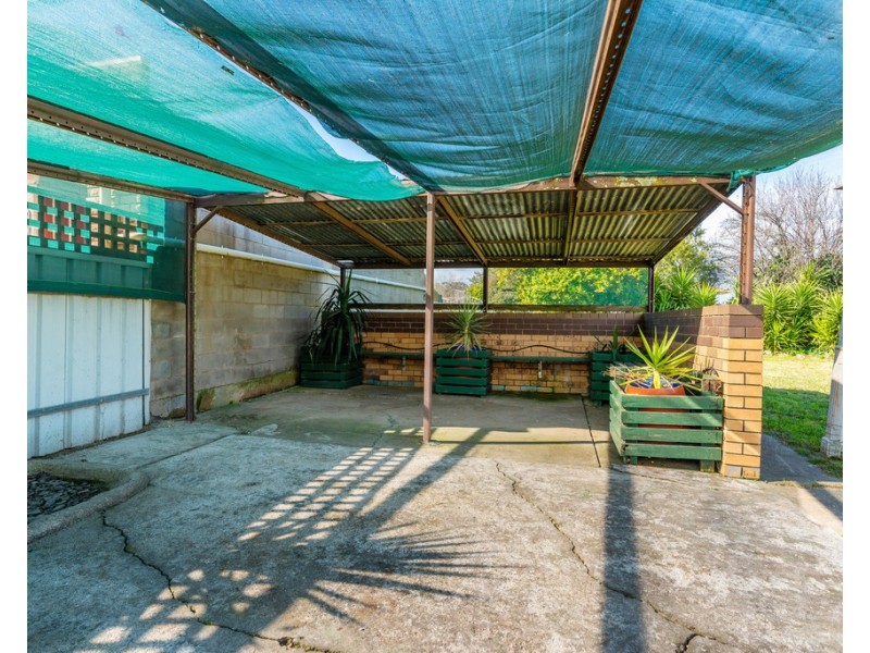 618 Storey Street, Lavington NSW 2641