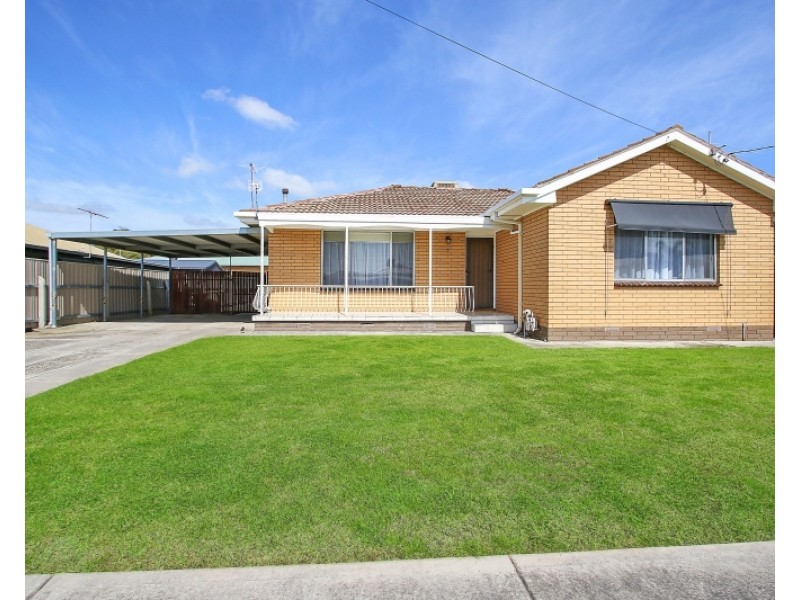 2 LEIGHTON COURT, Wodonga VIC 3690