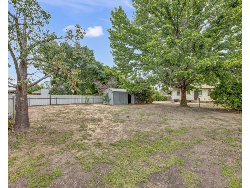 1014 Calimo Street, North Albury NSW 2640