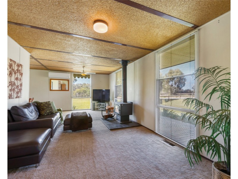 6 Bonegilla Road, Bonegilla VIC 3691