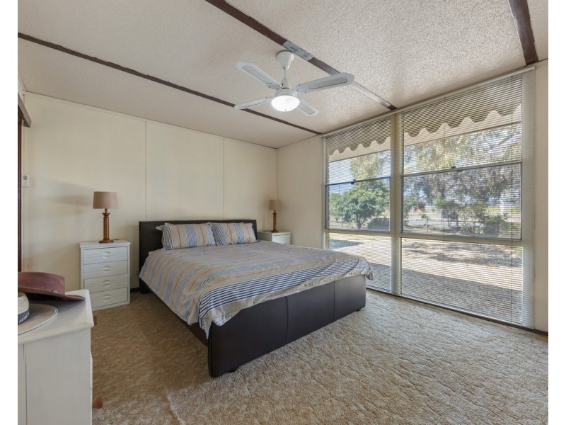 6 Bonegilla Road, Bonegilla VIC 3691