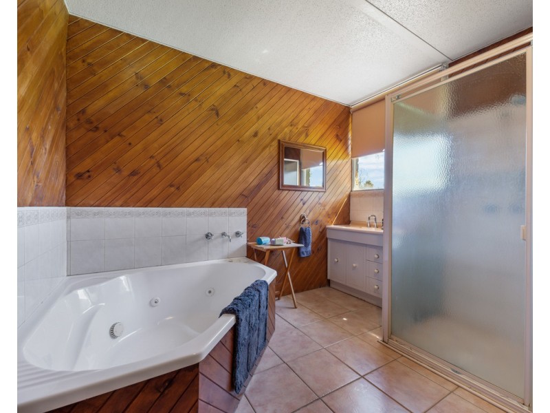 6 Bonegilla Road, Bonegilla VIC 3691